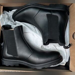 Classic Black Chelsea Boots